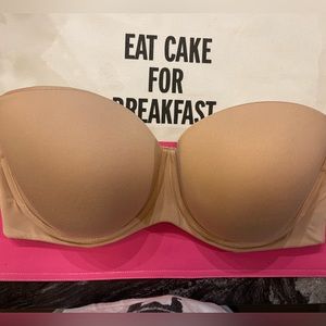 EUC Calvin Klein Strapless Bra 38D